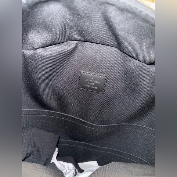 Josh Backpack Like New - Picture 9 of 12